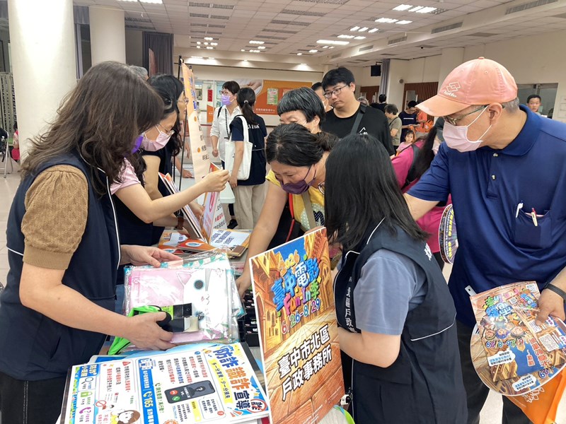 民眾人潮踴躍